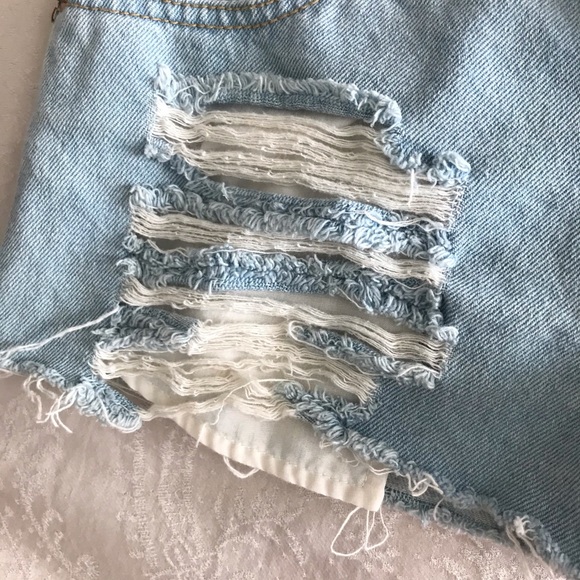 Mossimo Low Rise Ripped Jean Shorts - Picture 3 of 4